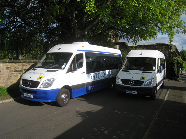 Benefits of Having a Chauffeur Driven Minibus